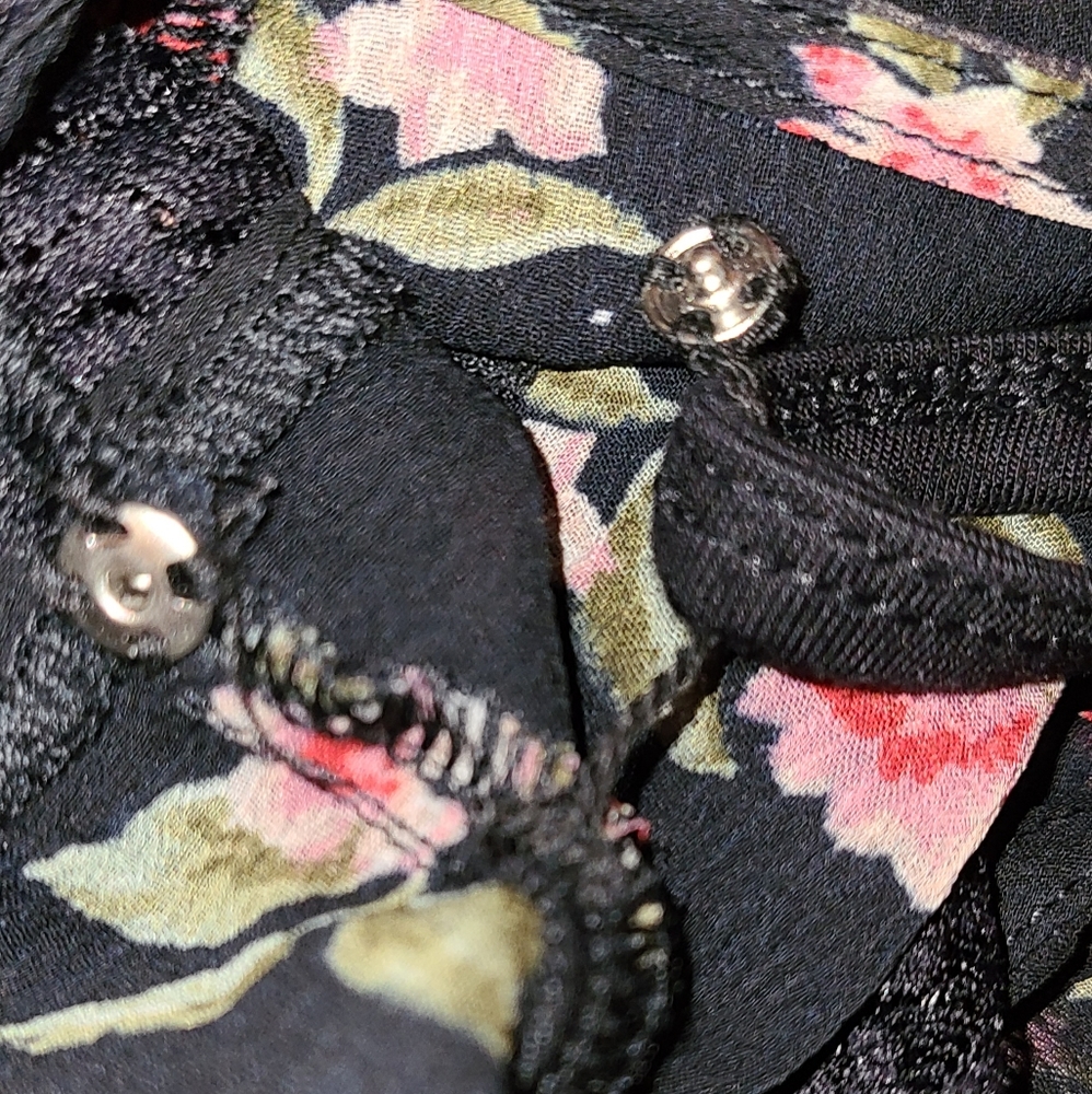 American Eagel outfitters size SP black top - Picture 10 of 16